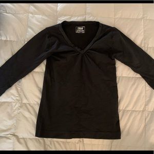 Firma Mid- Sleeve V-Neck Top